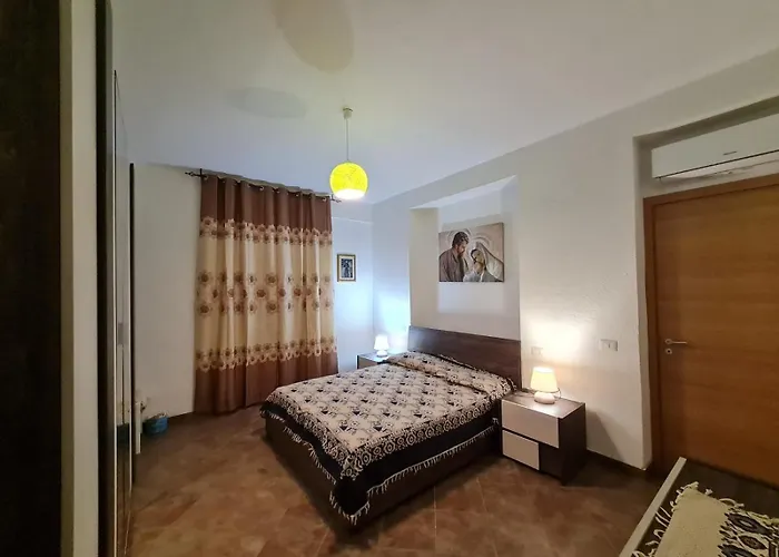 Due Passi Dal Mare *